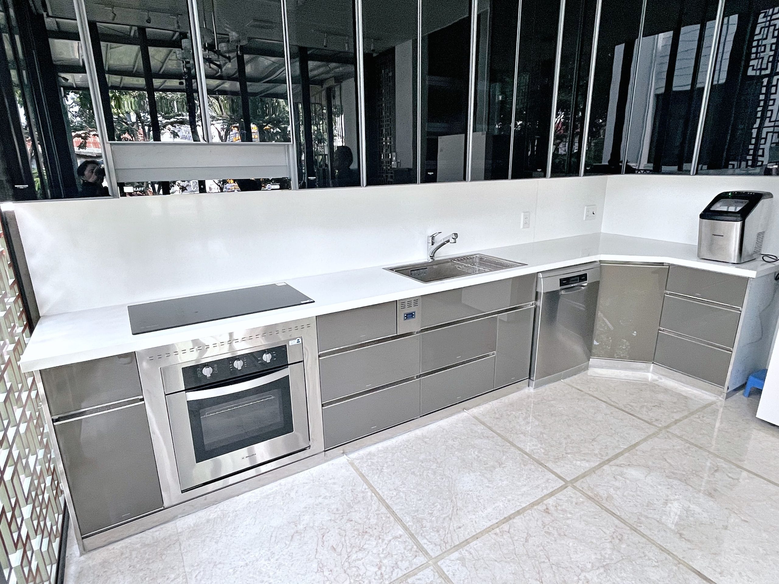 Hệ tủ bếp chữ L – Khu biệt thự Vinhomes Bình Thạnh-2