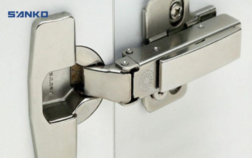 Cách Lắp Bản Lề Cho Tủ Bếp