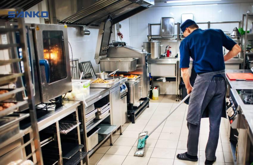 Bật mí bí quyết vệ sinh bếp nhà hàng chuẩn chuyên gia