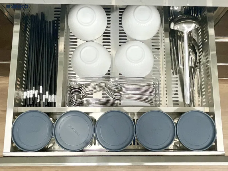 Các loại inox làm đồ dùng và hệ tủ bếp